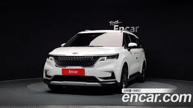 Kia Carnival 2021 — Фото 3/20