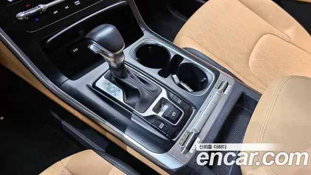 Kia Carnival 2021 — Фото 9/20