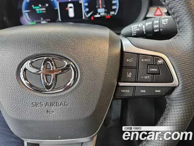 Toyota Sienna 2025 — Photo 5/20
