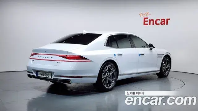 Genesis G90 2023 — Şəkil 14/20