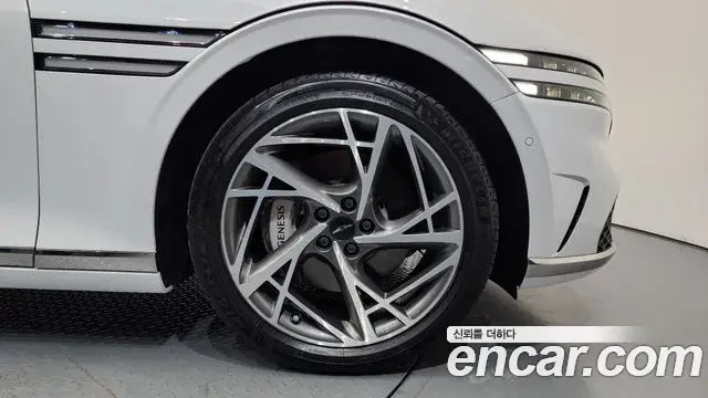 Genesis G90 2023 — Şəkil 9/20