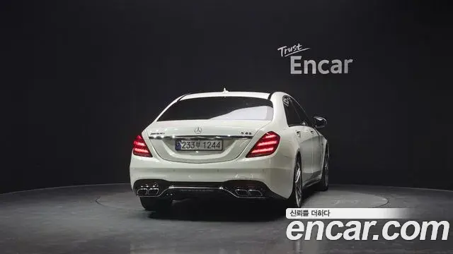 Mercedes-Benz S-Class 2018 — ფოტო 18/20
