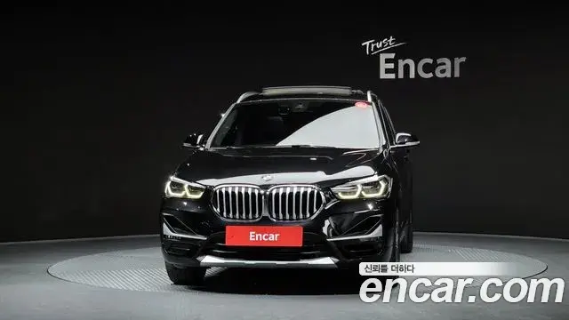 BMW X1 2022 — Photo 1/20