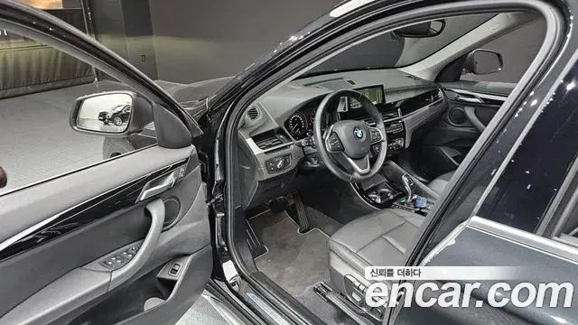 BMW X1 2022 — Photo 10/20