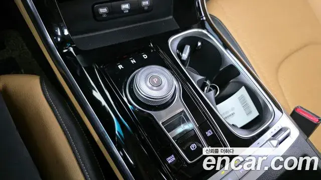 Kia Carnival 2023 — Фото 9/20