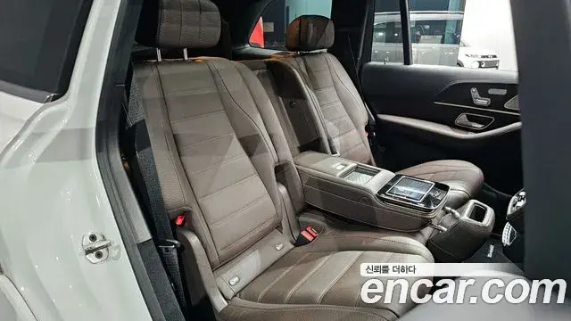Mercedes-Benz GLS-Class 2022 — Фото 12/20
