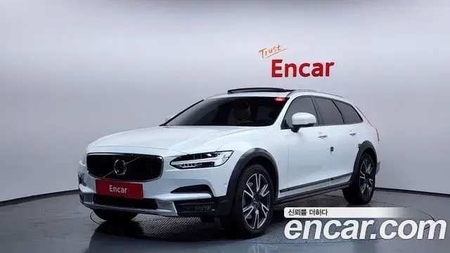 Volvo V90 Cross Country 2018 — ფოტო 20/20
