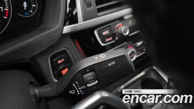 BMW 4 Series 2019 — Фото 16/20