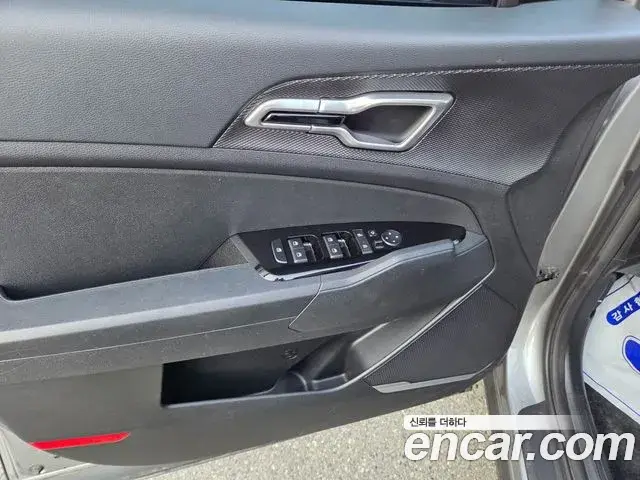 Kia Sportage 2022 — Photo 5/20