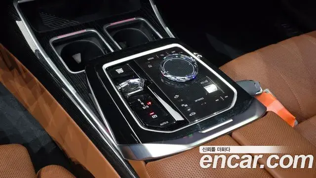 BMW 7 Series 2025 — ფოტო 2/20
