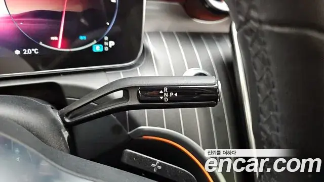 Mercedes-Benz C-Class 2022 — ფოტო 16/20
