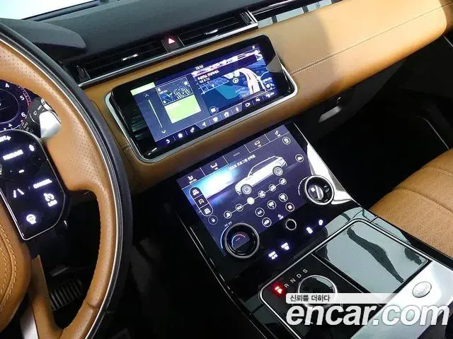 Land Rover Range Rover Velar 2020 — Şəkil 13/20