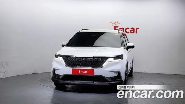 Kia Carnival 2021 — Фото 3/20