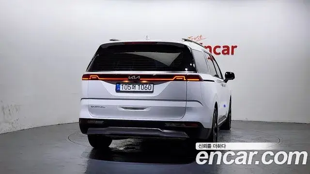 Kia Carnival 2021 — Фото 4/20