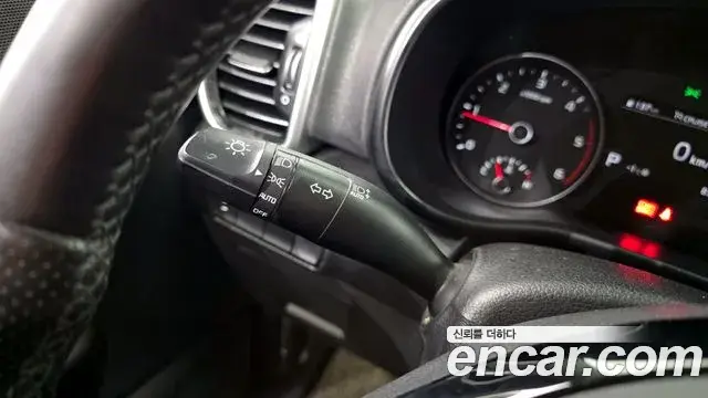 Kia Sportage The Bold 2021 — ფოტო 10/20
