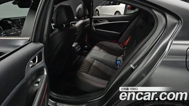 Genesis G70 2020 — Şəkil 17/20