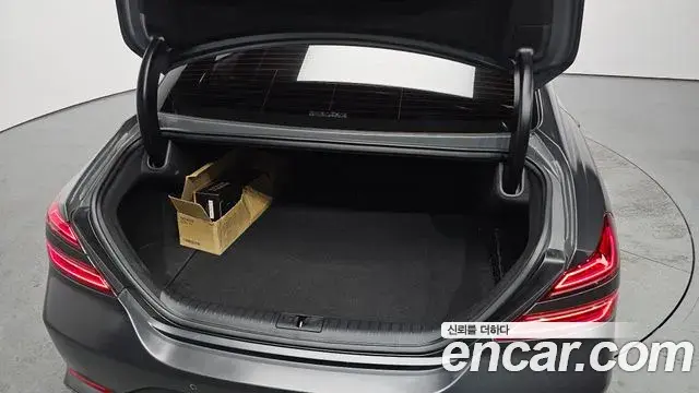 Genesis G70 2020 — Şəkil 9/20