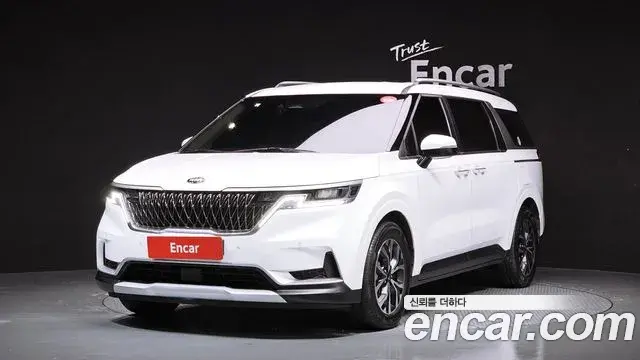 Kia Carnival 2020 — Фото 1/20