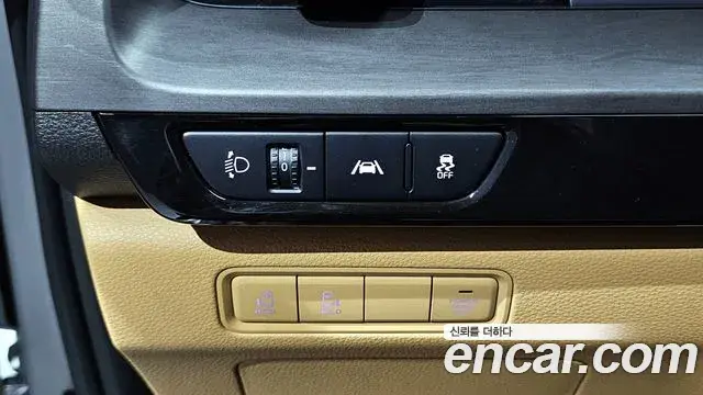 Kia Carnival 2020 — Фото 14/20