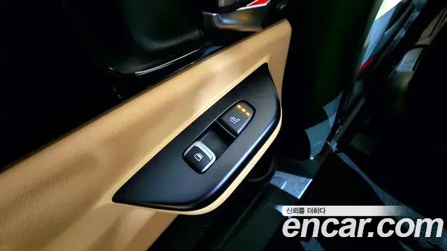 Kia Carnival 2020 — Фото 18/20