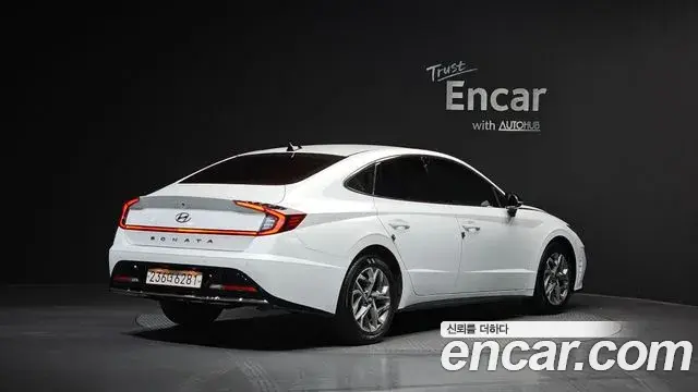 Hyundai Sonata 2022 — Фото 2/20