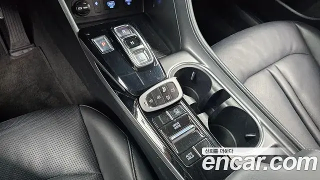 Hyundai Sonata 2022 — Фото 9/20