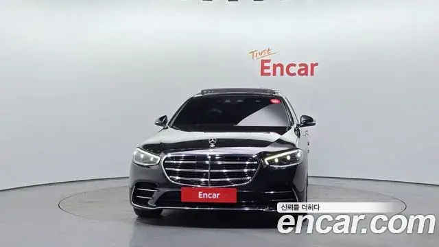 Mercedes-Benz S-Class 2022 — ფოტო 7/20