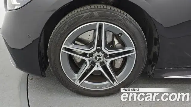 Mercedes-Benz S-Class 2022 — ფოტო 17/20