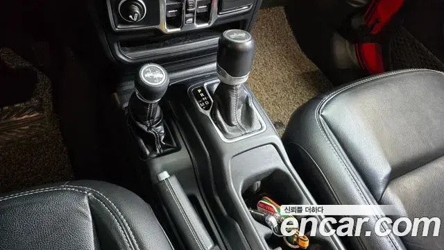 Jeep Wrangler 2021 — Фото 9/20
