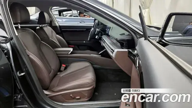 Hyundai Grandeur Hybrid 2024 — Photo 10/20
