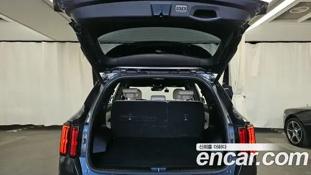 Kia Sorento 2022 — Фото 20/20