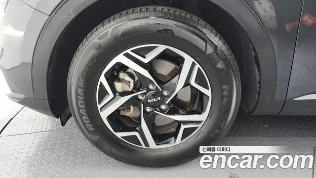 Kia Sportage 2021 — Şəkil 16/20