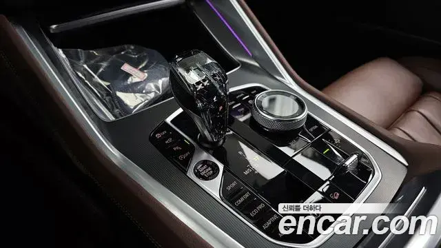 BMW X6 2020 — Şəkil 10/20
