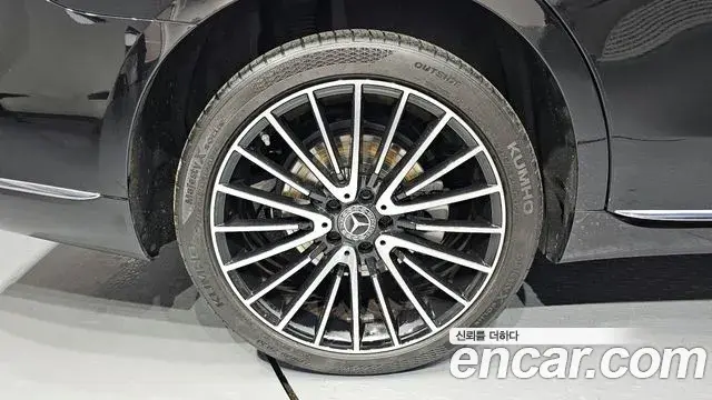Mercedes-Benz S-Class 2021 — ფოტო 8/20