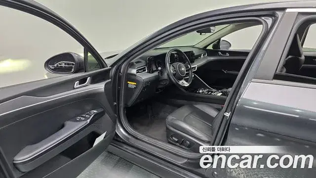 Kia K5 2020 — Photo 5/20