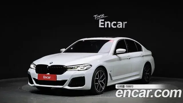 BMW 5 Series 2021 — ფოტო 6/20