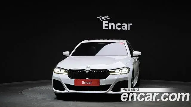 BMW 5 Series 2021 — ფოტო 7/20