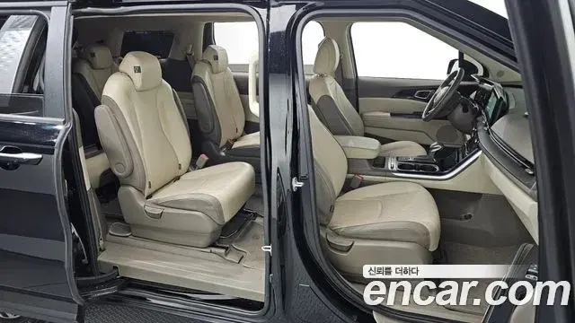 Kia Carnival 2022 — Фото 12/20