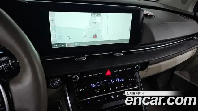 Kia Carnival 2022 — Фото 17/20