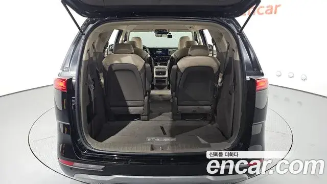 Kia Carnival 2022 — Фото 20/20