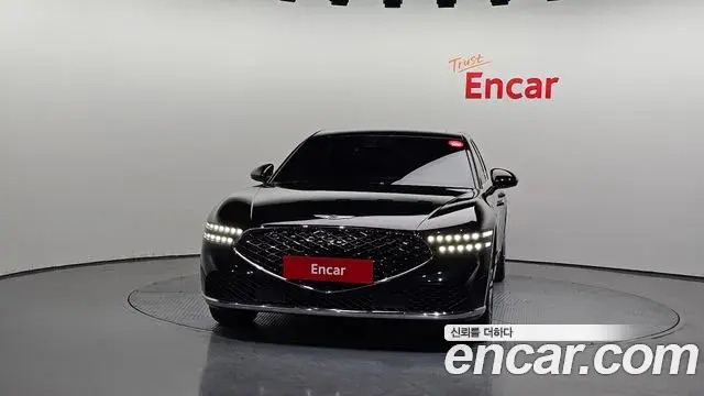 Genesis G90 2022 — ფოტო 14/20