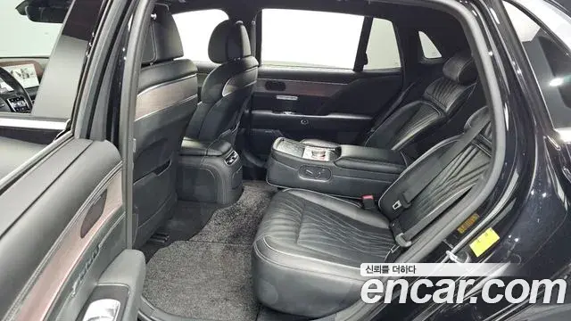 Genesis G90 2022 — ფოტო 20/20