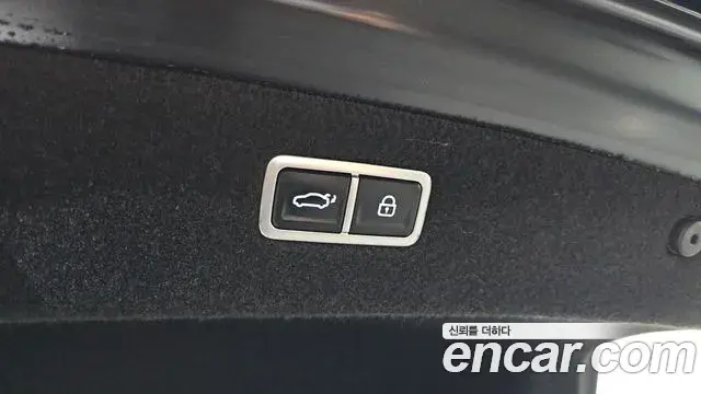 Genesis G90 2022 — ფოტო 7/20