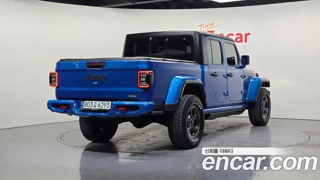 Jeep Gladiator 2021 — Photo 15/20