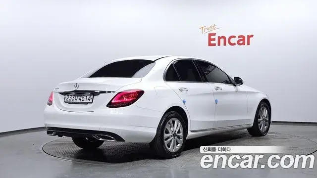 Mercedes-Benz C-Class 2020 — Şəkil 2/20