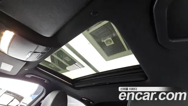 Mercedes-Benz E-Class 2022 — Şəkil 19/20