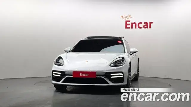 Porsche Panamera 2023 — ფოტო 20/20