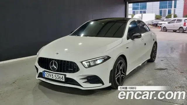 Mercedes-Benz A-Class 2023 — Фото 9/18