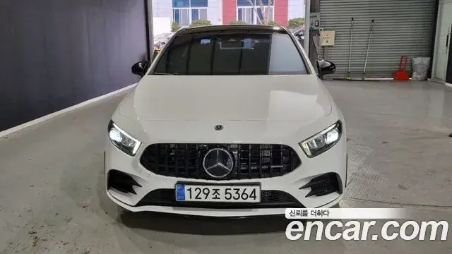 Mercedes-Benz A-Class 2023 — Фото 2/18