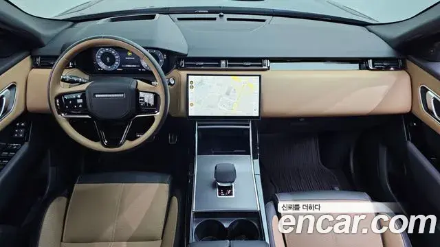 Land Rover Range Rover Velar 2024 — ფოტო 14/20